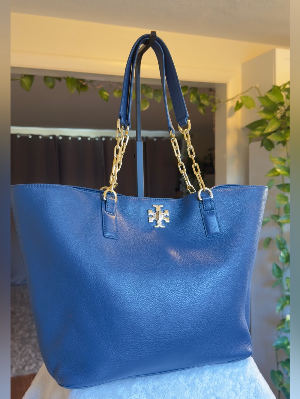 Tory Burch Britten Small Slitten Slouchy Chain Tote Leather Navy Blue Gold Logo